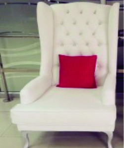 bridal chairs3